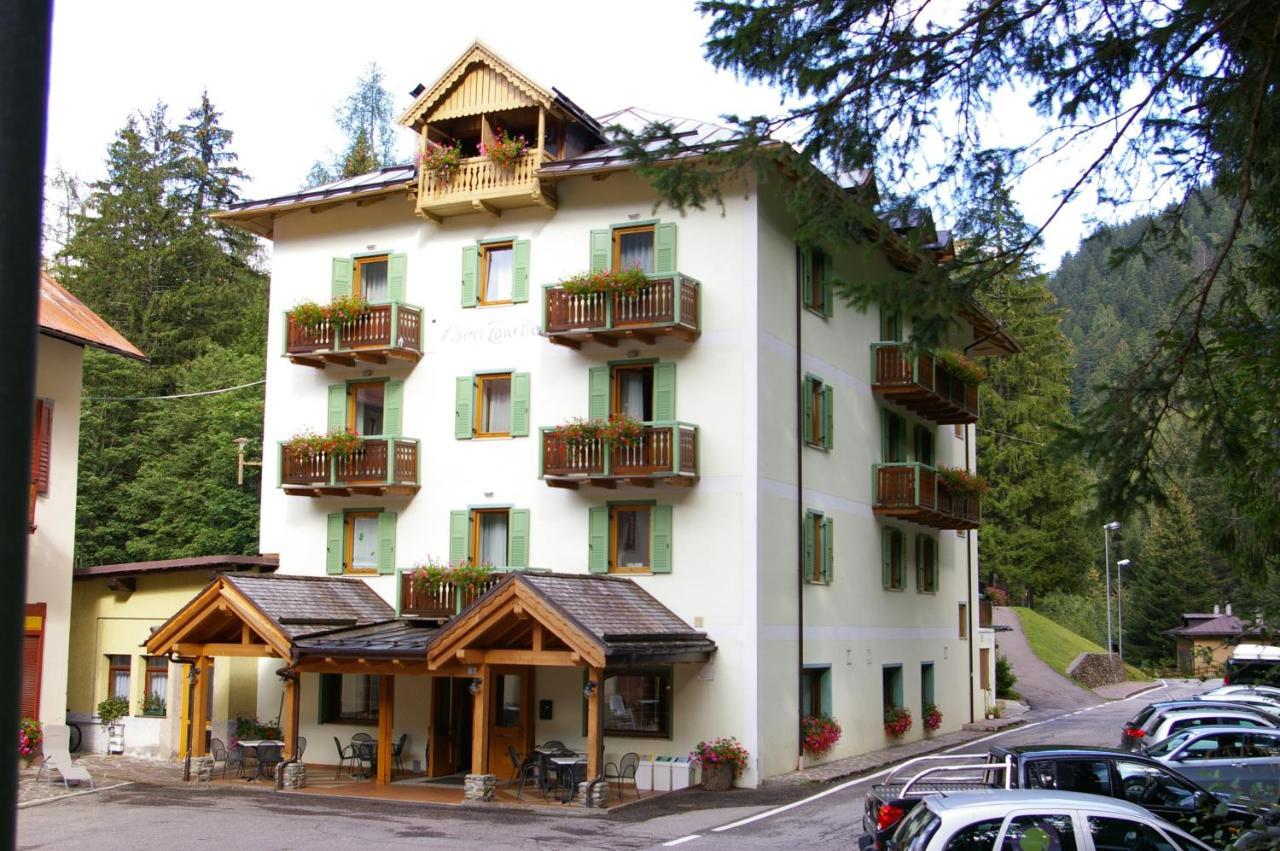 Hotel Zanella Peio Fonti Exterior photo